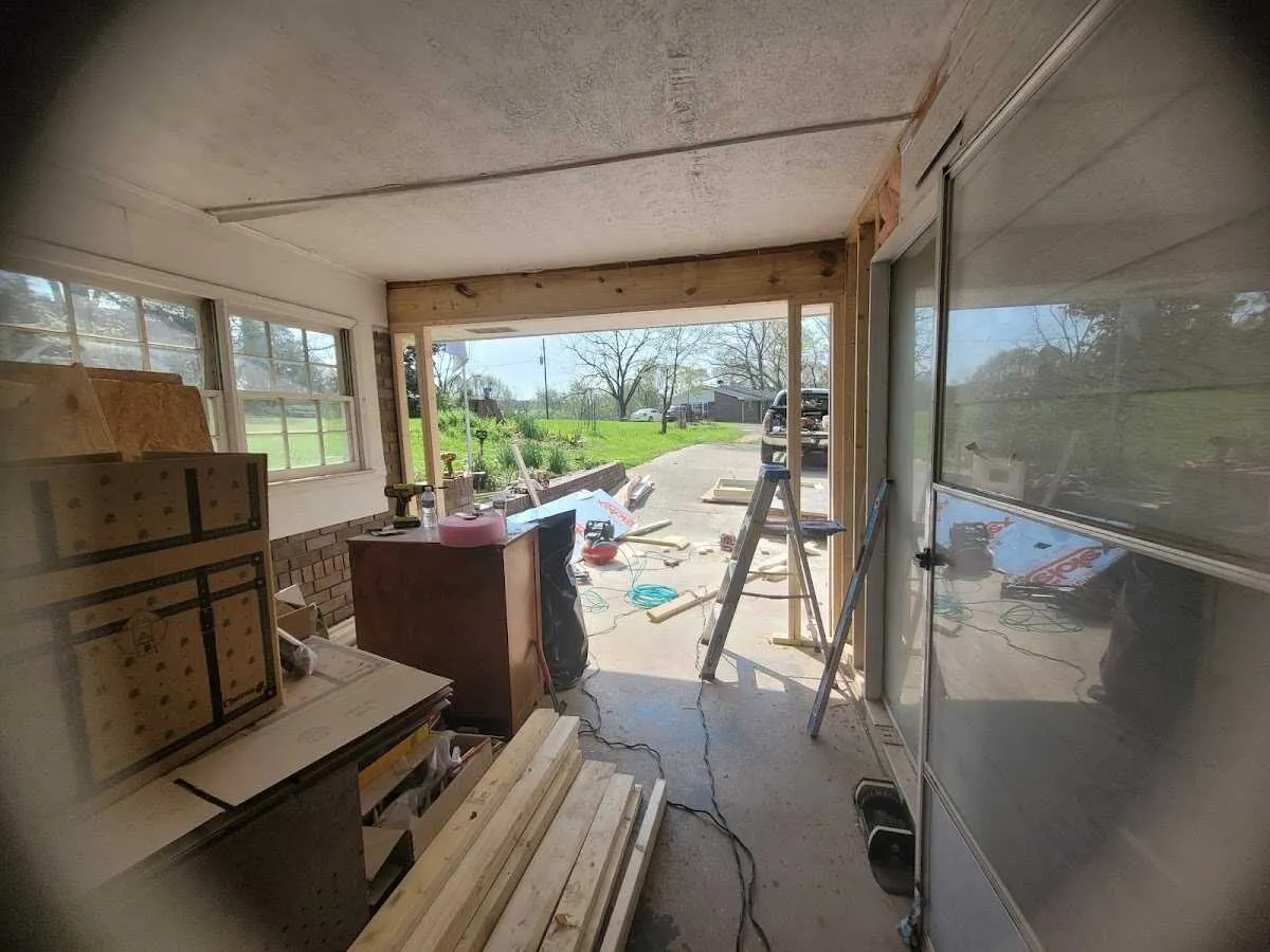 Air movers and dehumidifier for Drying & Dehumidification in Chisago City